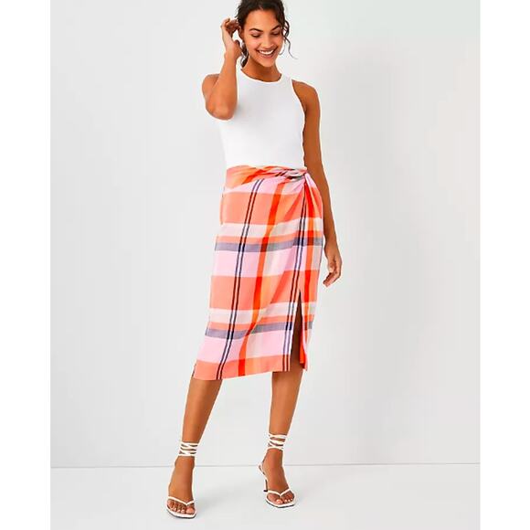 Ann Taylor Dresses & Skirts - NWT Ann Taylor Madras Plaid Twist Pencil Skirt Size 0
